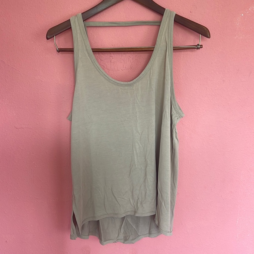 Lululemon Atheletica Tanktop